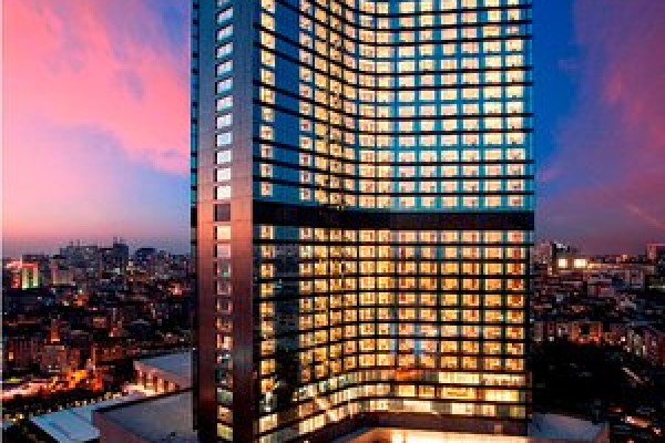 HİLTON BOMONTİ OTEL (Tüm mekanik tesisat izolasyon ve saç kaplama işlerinin yapımı.)